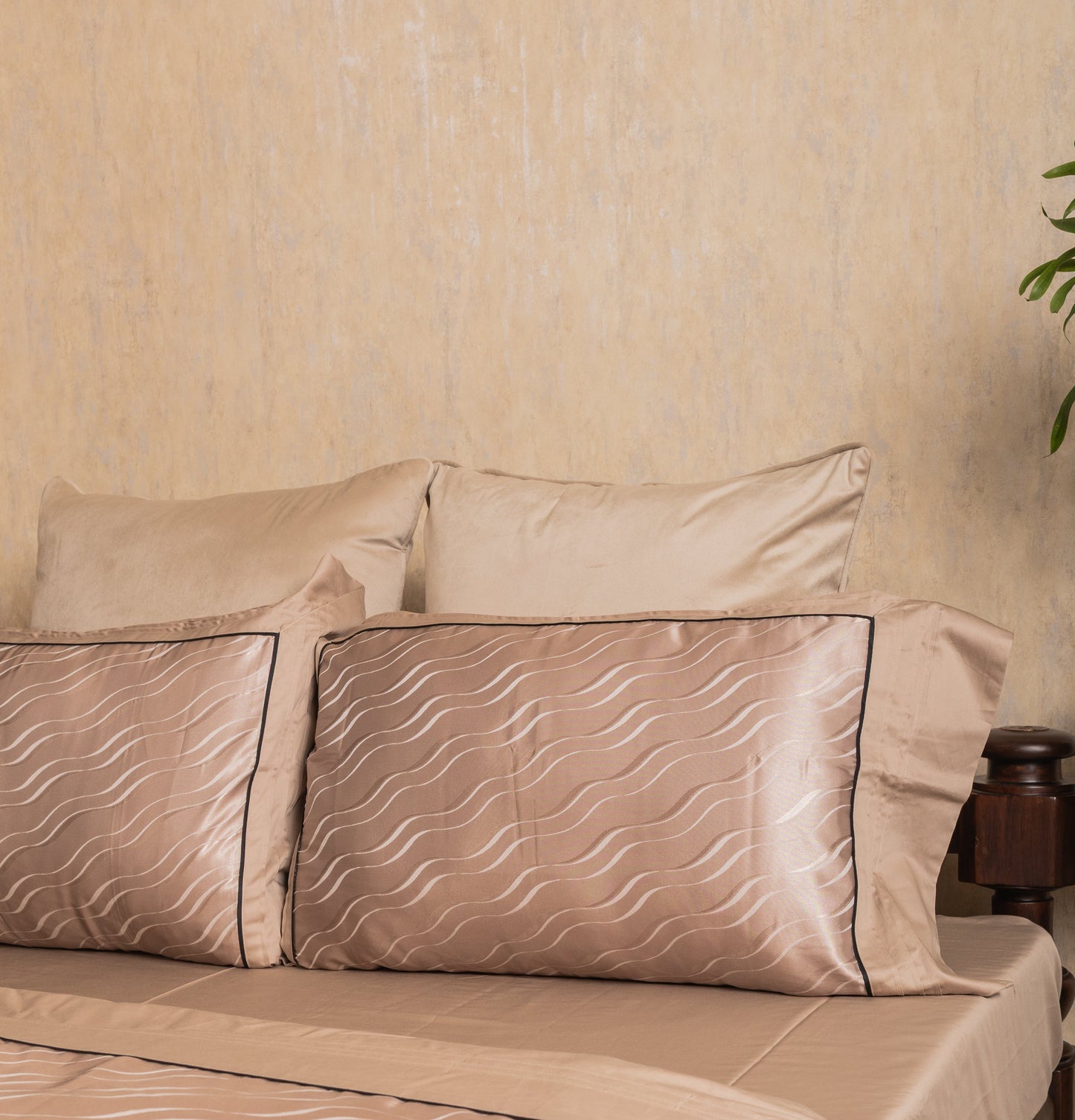 PREMIUM TROUSSEAU  BEDSPREAD  4PCS SET [B0003]