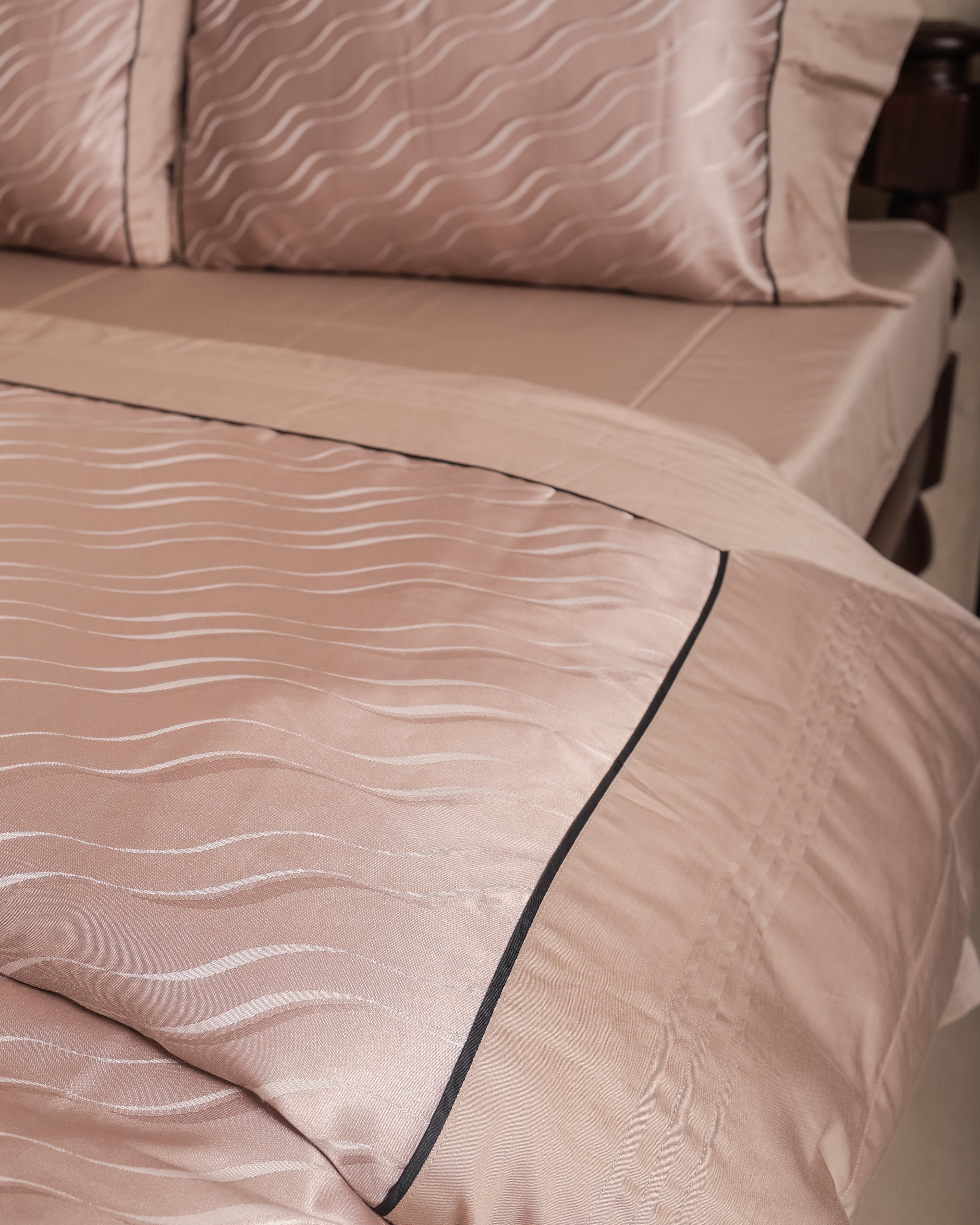 PREMIUM TROUSSEAU  BEDSPREAD  4PCS SET [B0003]
