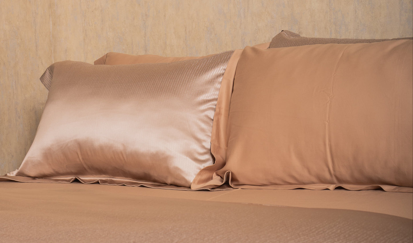 EXCLUSIVE TROUSSEUA BEDSPREAD 7PCS SET [B0005]