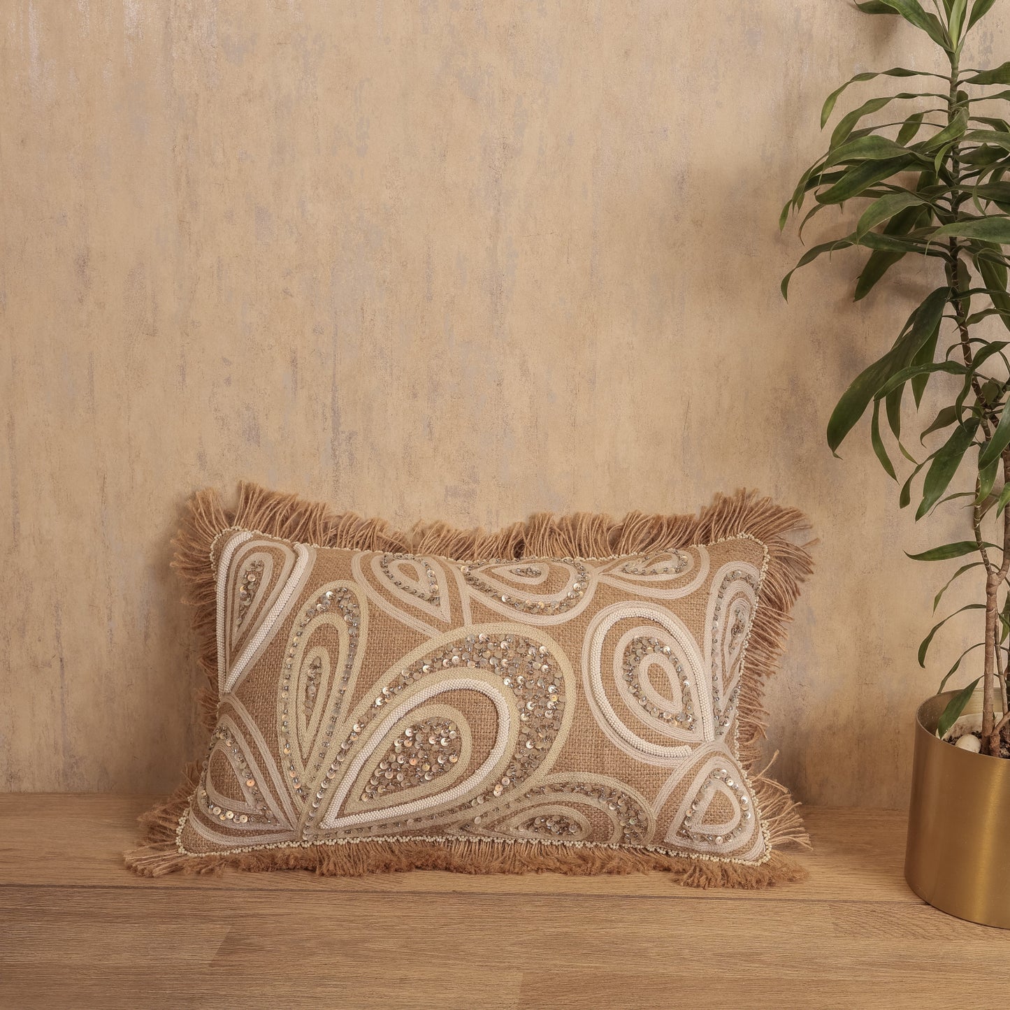 Jute embroidery cushion cover (14x20) [Cc0014]