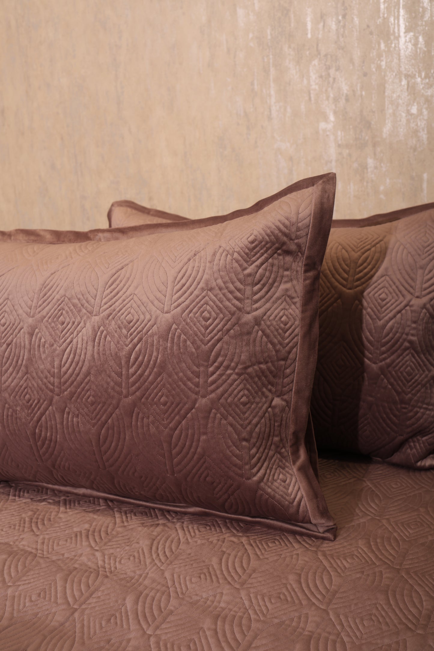 PREMIUM VELVET BEDSPREAD 3PCS SET [B0016]