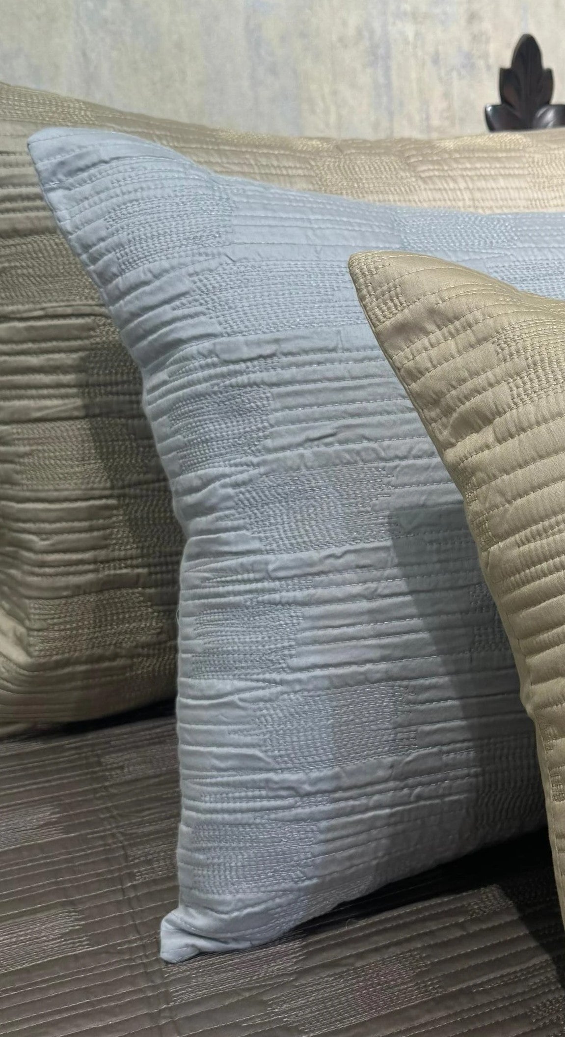 BED COVER 3PC SET ( MODERN BRICK)