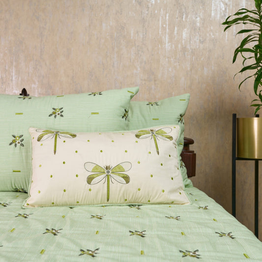 Embroidered Quilted Bed Spread [B0030]
