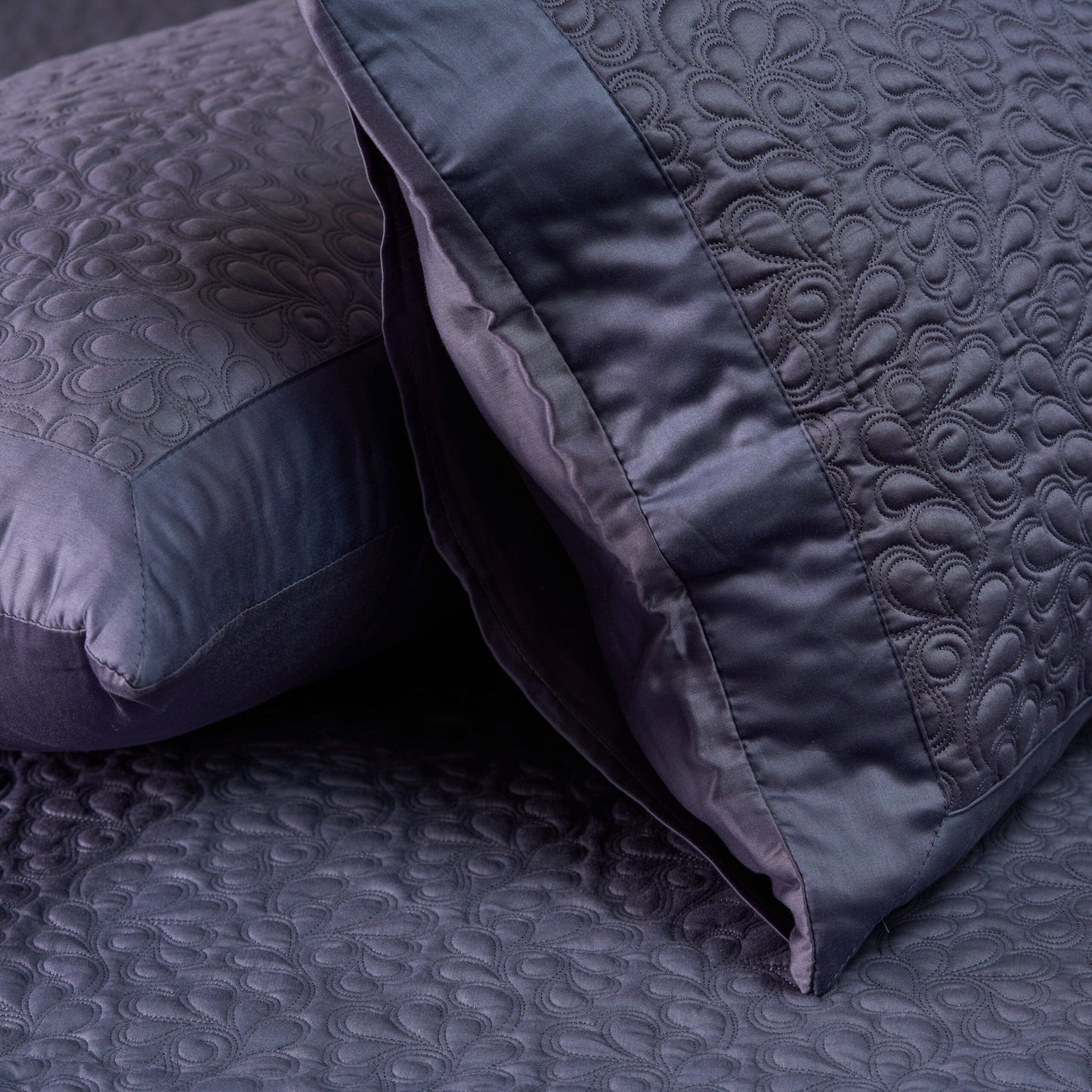 Quilted Bed Spread 3pcs Set [B0029]