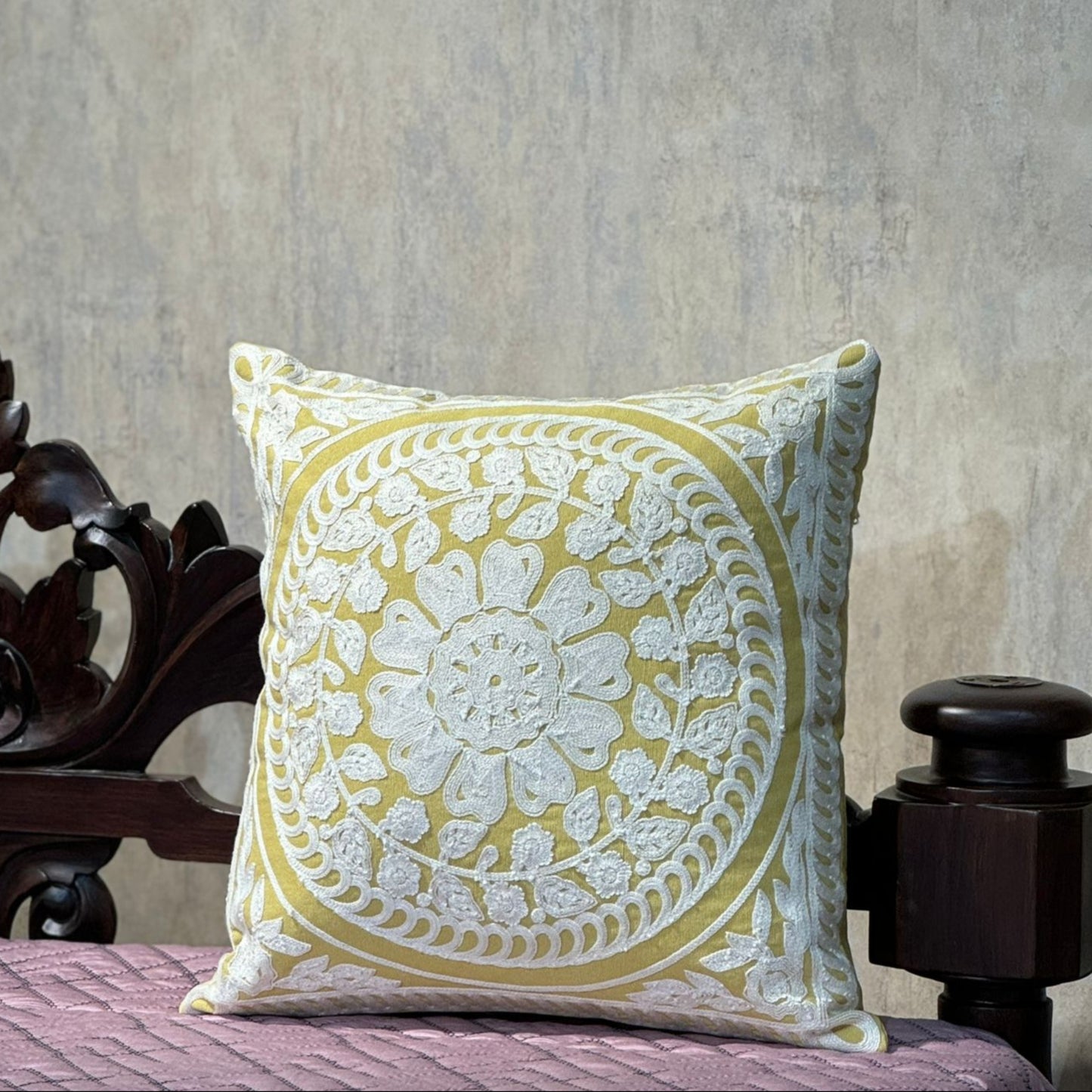 WHITETHREAD WITH FLORA EMBROIDERED CUSHION COVER (18x18) [Cc0039]