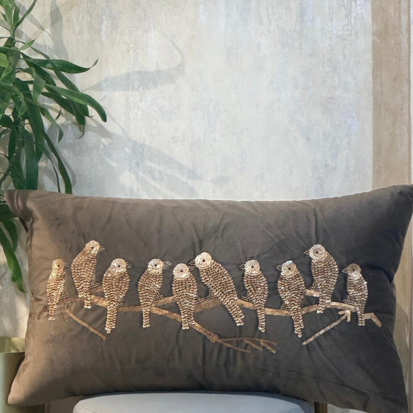 EMBROIDERED DECO VELVET CUSHION COVER (14X22) [Cc0049]